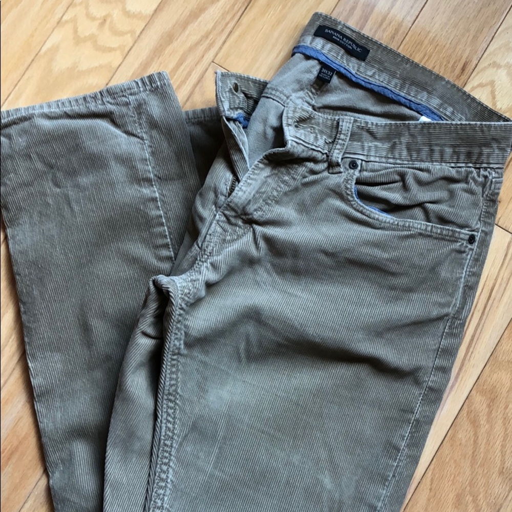 Banana Republic men’s corduroys
